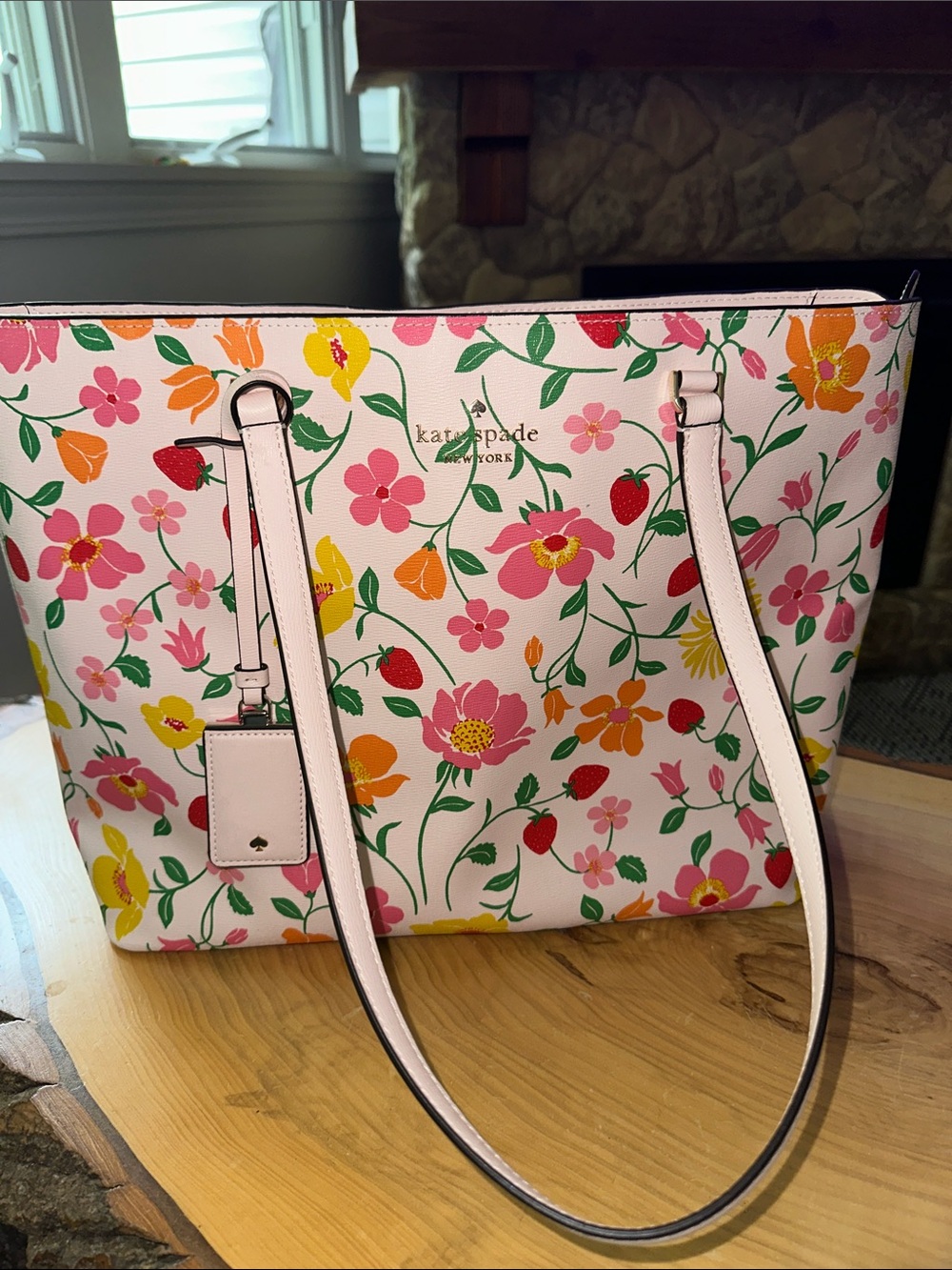 🍓🩷💛♠️kate spade Pink Floral Tote with Multicolor Blooms